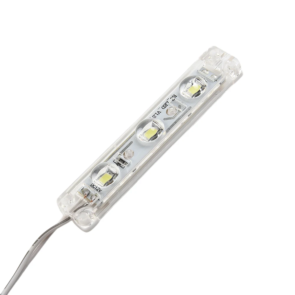 Fänn Puhur Puhur Kit Helendav 3-Lambid Adapter Täispuhutav Aia Kaunistamiseks Puhkus String LED Tuled